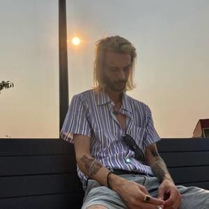 Meet your Posher, Mario